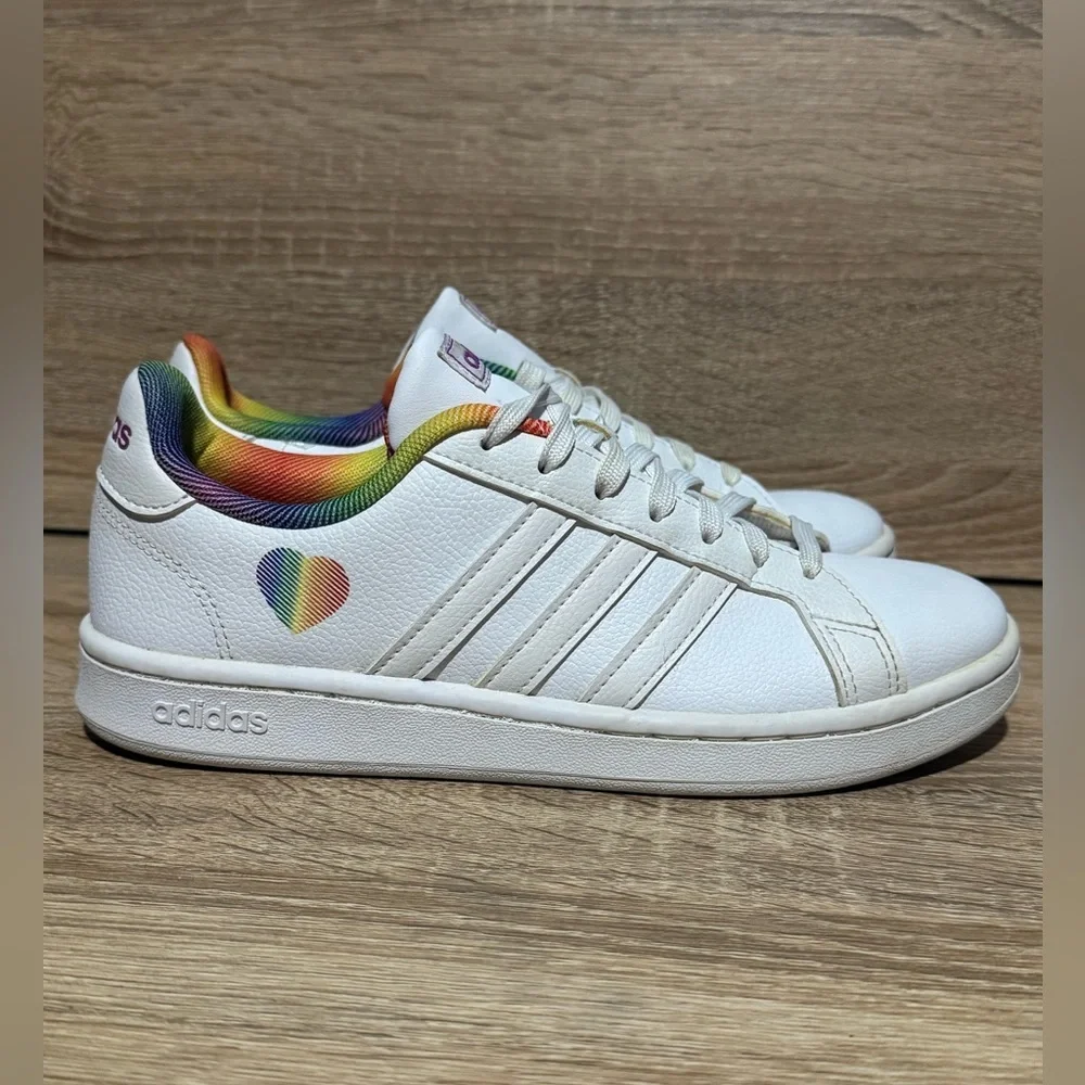 Adidas Shoes Womens 7 Grand Court Rainbow heart Low Top Sneakers H01054 White - Picture 10 of 10